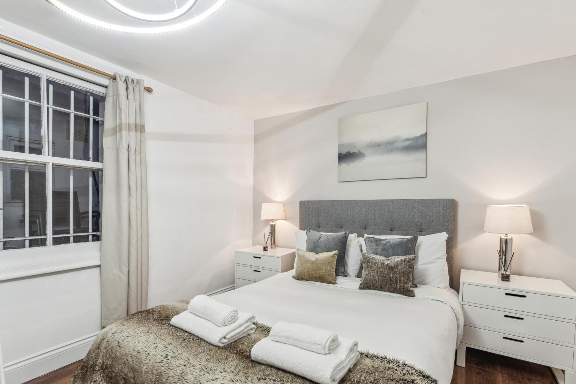 Stunning 2Bed 2Bath Apt In Earls Court Sleeps Six London Exterior photo